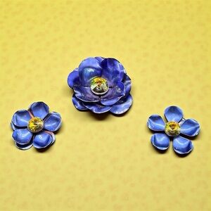 60s MOD Royal Blue Enamel Metal & Rivoli Rhinestone Flower Pin Brooch & Earrings
